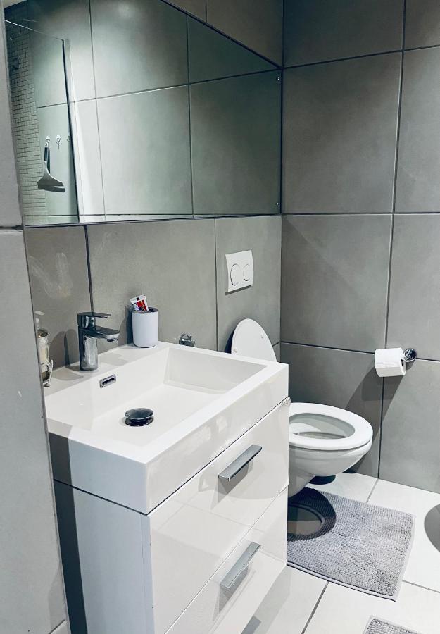 Modernluxe Apartment ウィントフーク エクステリア 写真
