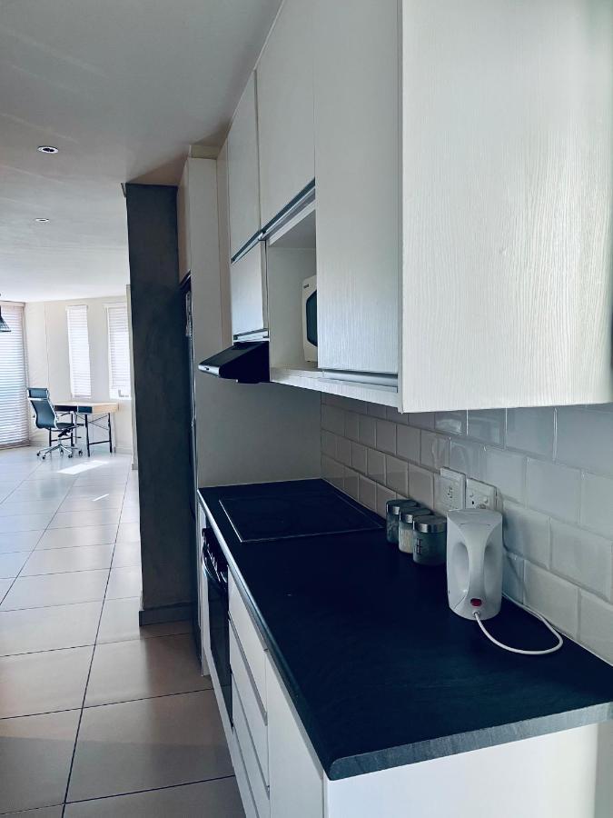 Modernluxe Apartment ウィントフーク エクステリア 写真